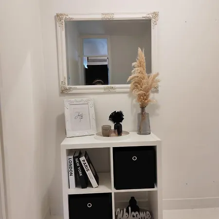 Apartment Vibe
