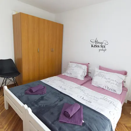 Vibe Apartman *